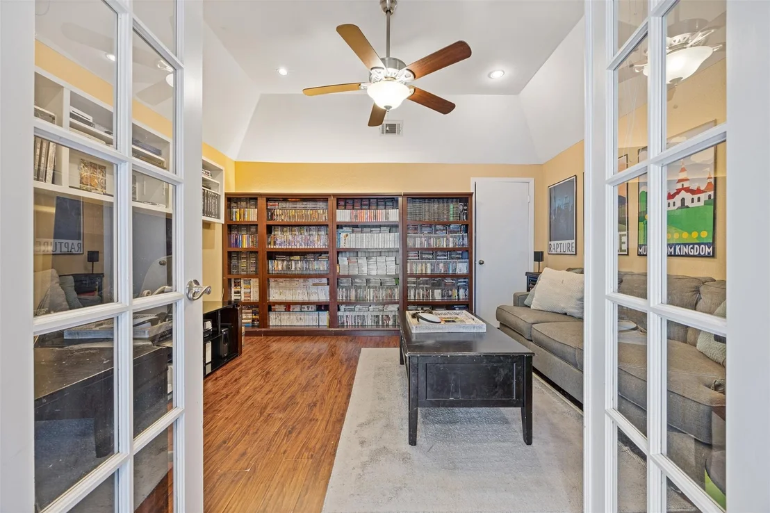 Photo of 3941 Heathersage Drive