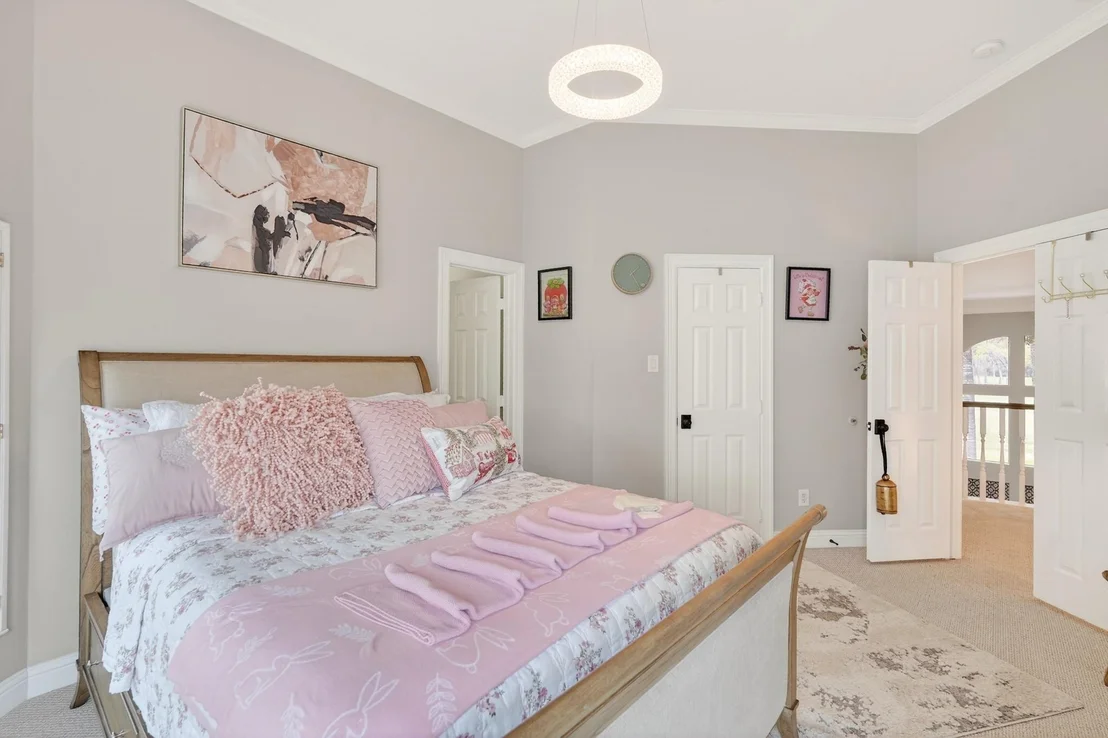 Photo of 24710 Creekview Drive