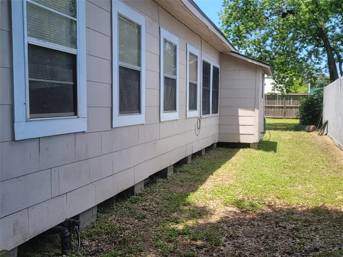Photo of 1004 Barbara Street