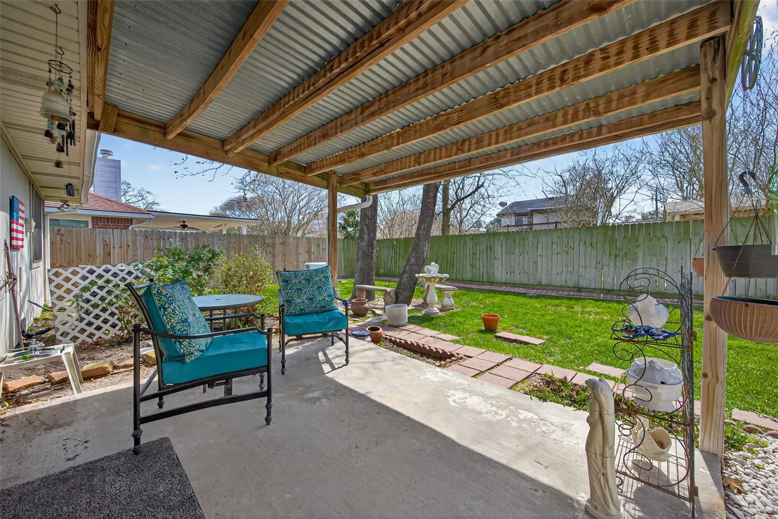 Photo of 3639 Nutwood Lane