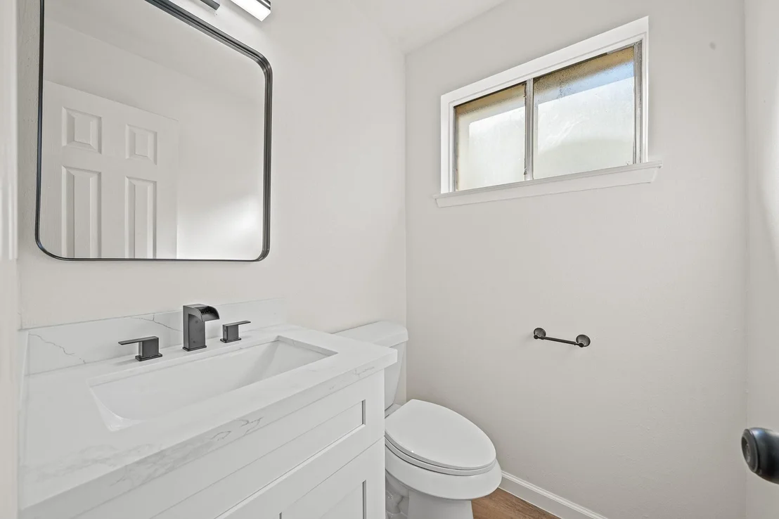 Photo of 11059 Vailview Drive
