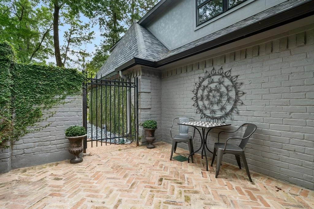 Photo of 2910 Crossvine Circle