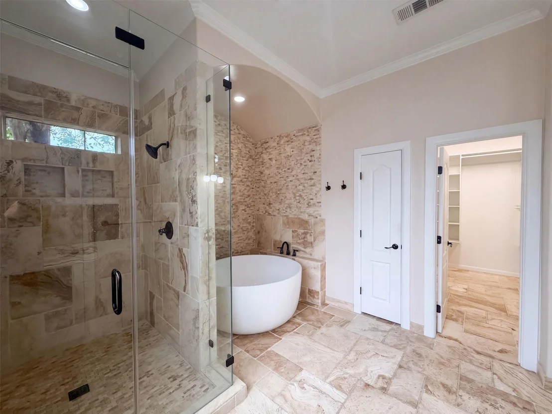 Photo of 1005 Lewis Drive
