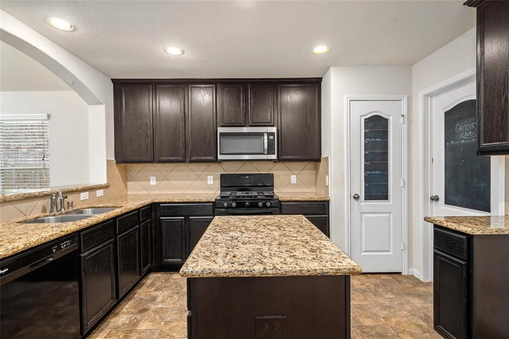 Photo of 5111 Lagoon Court