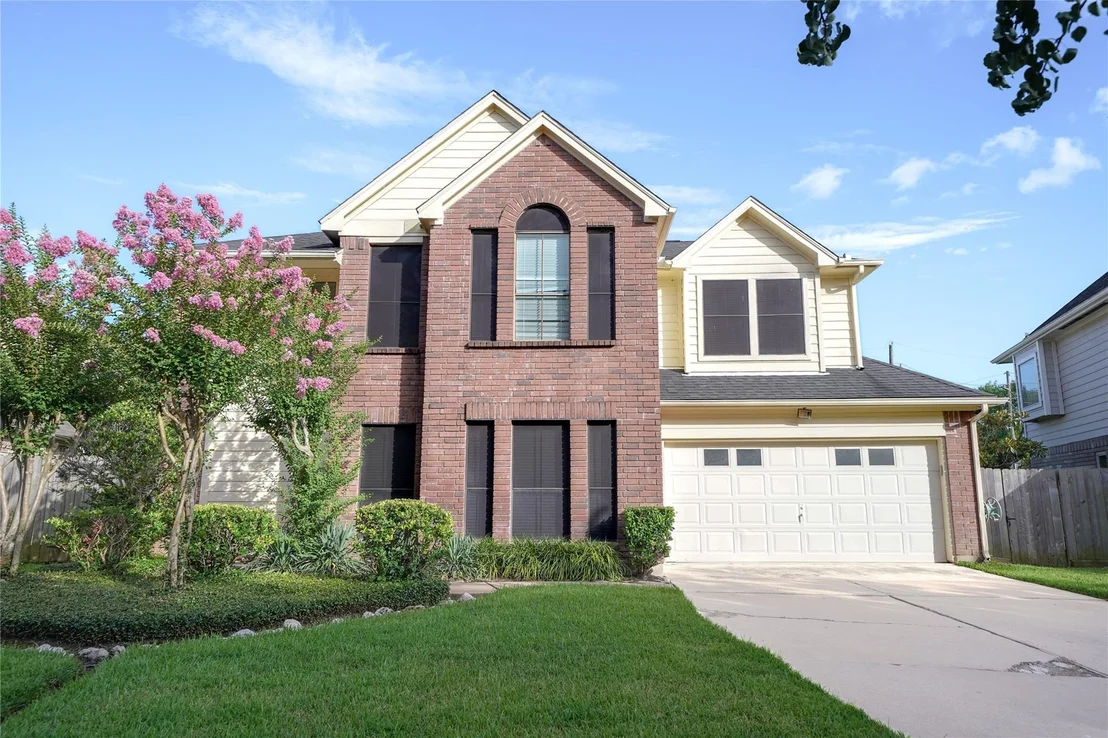 Photo of 4610 Sunshine Drive