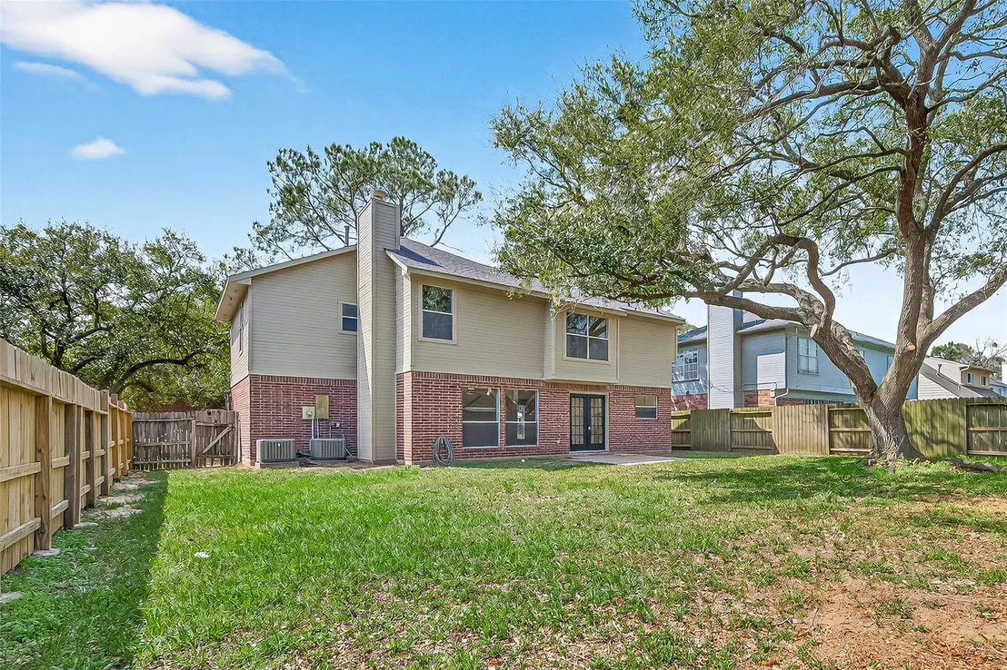 Photo of 1027 Long Prairie Drive