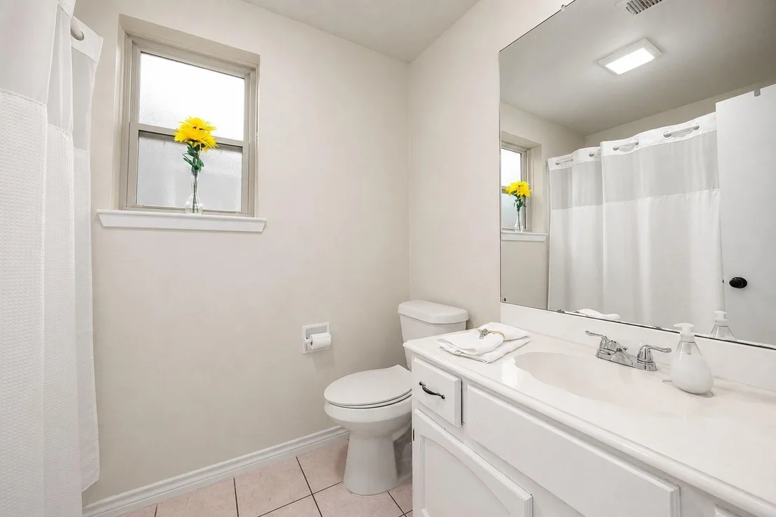 Photo of 17411 Huntersglen Circle
