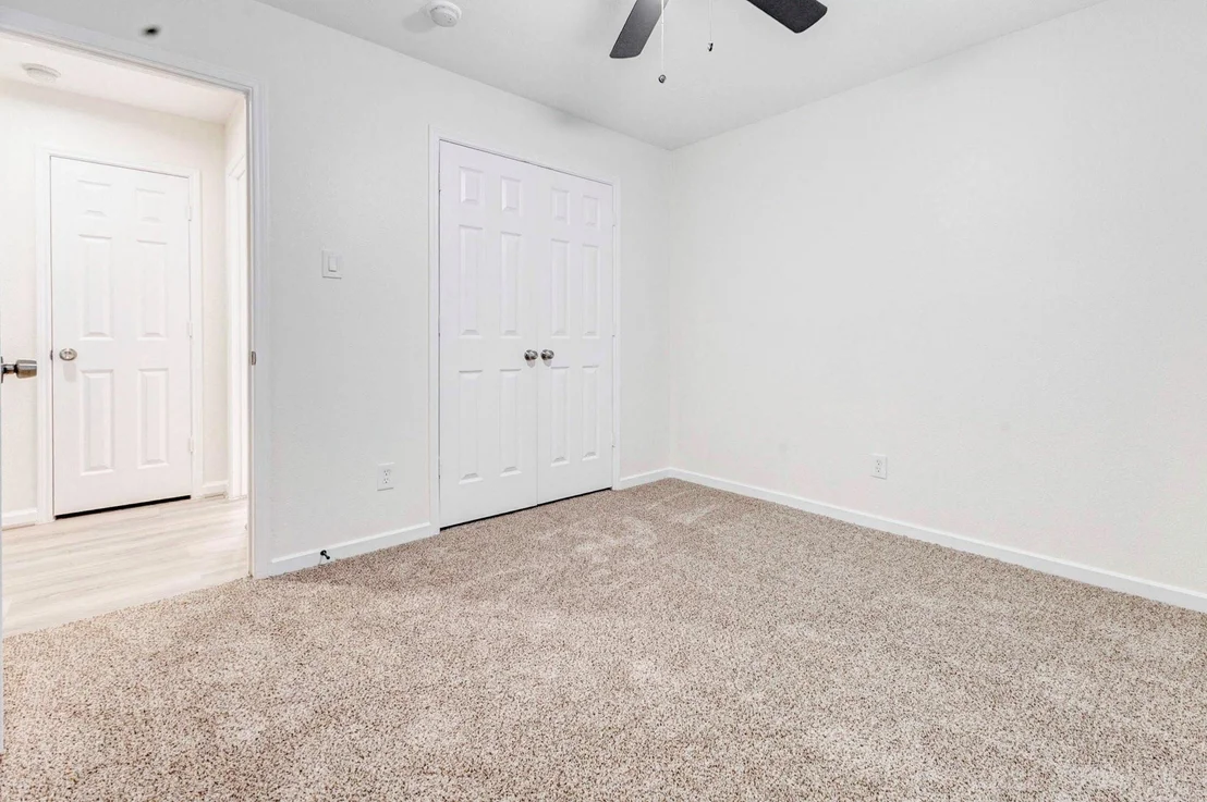 Photo of 714 Silver Cliff Lane