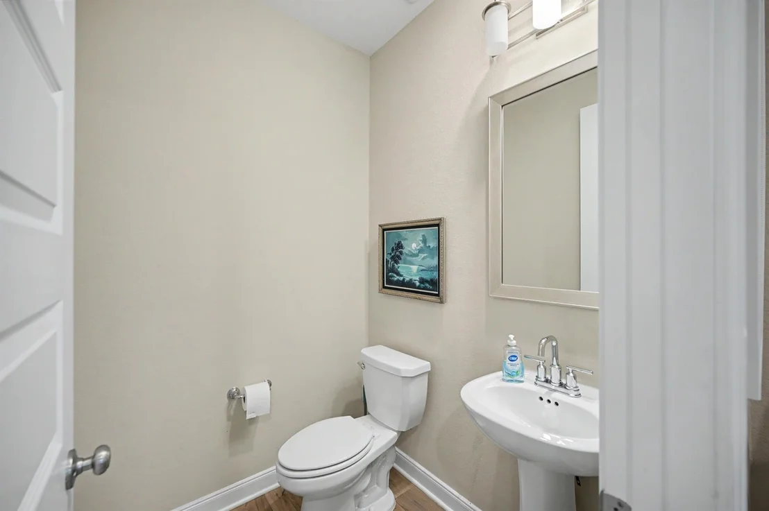 Photo of 17607 Harper's Way