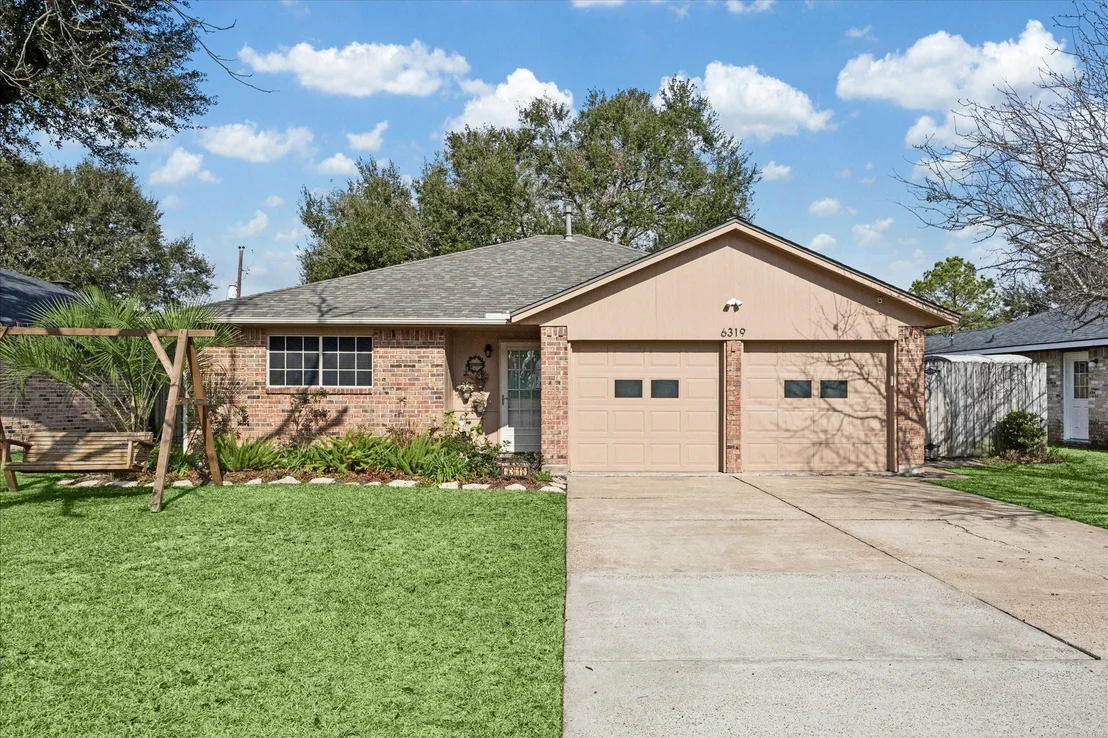 Photo of 6319 Crestside Drive