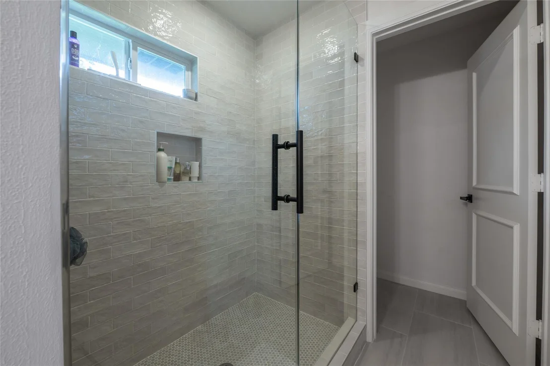 Photo of 1218 Shadeland Drive