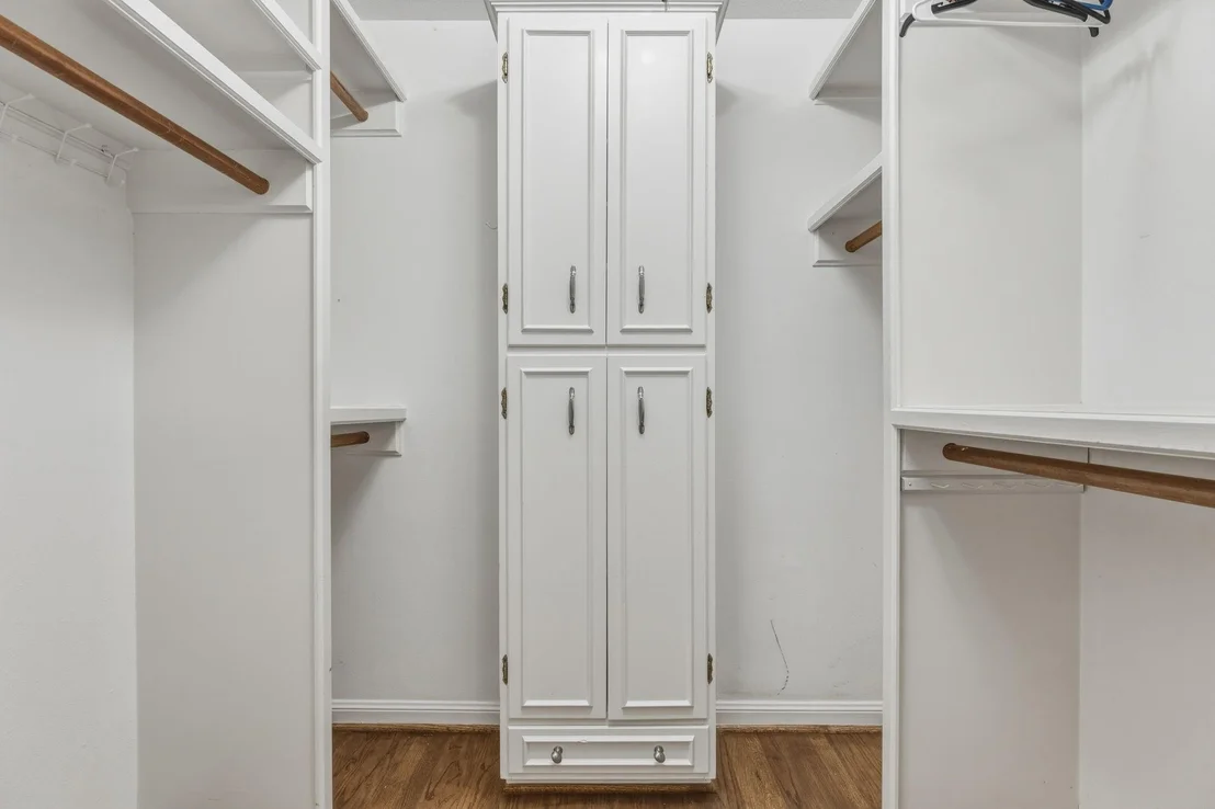 Photo of 4510 Creekbend Drive