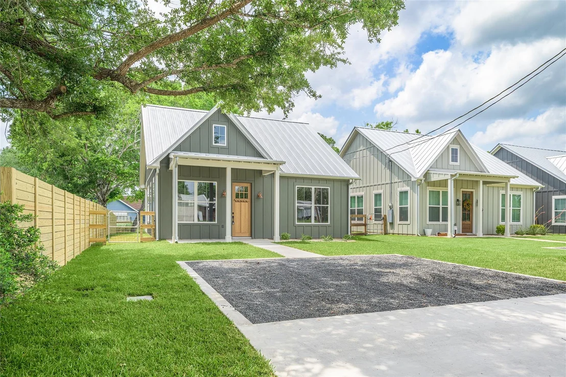 Photo of 741 Pecan Street