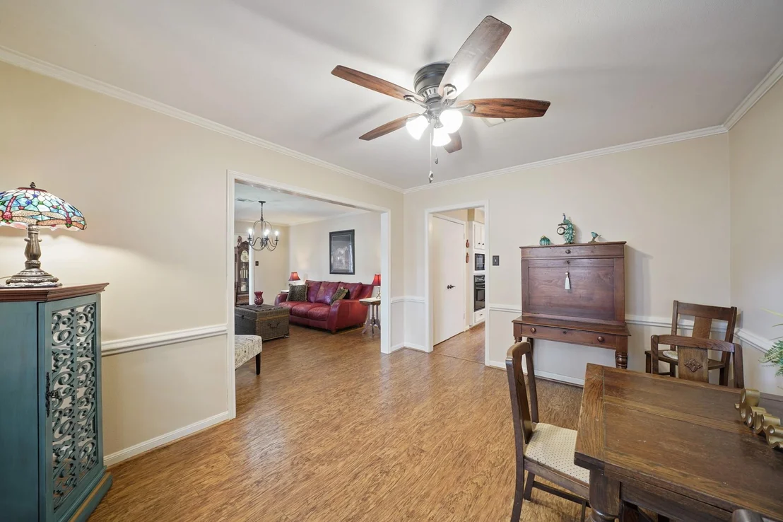 Photo of 5815 Queensgate Drive