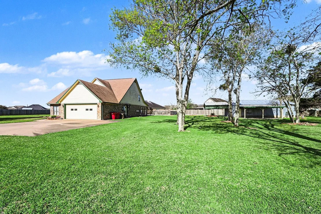 Photo of 3913 County Road 106