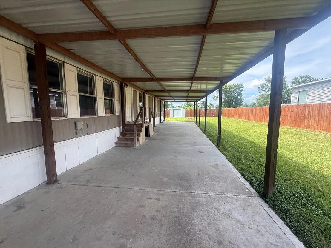 Photo of 505 Road 5202