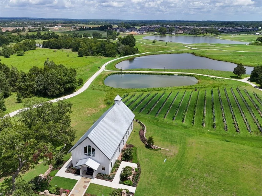 Photo of 10030 Lehman Drive