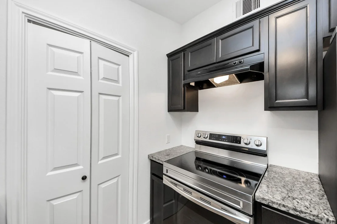 Photo of 10804 Longleaf Drive