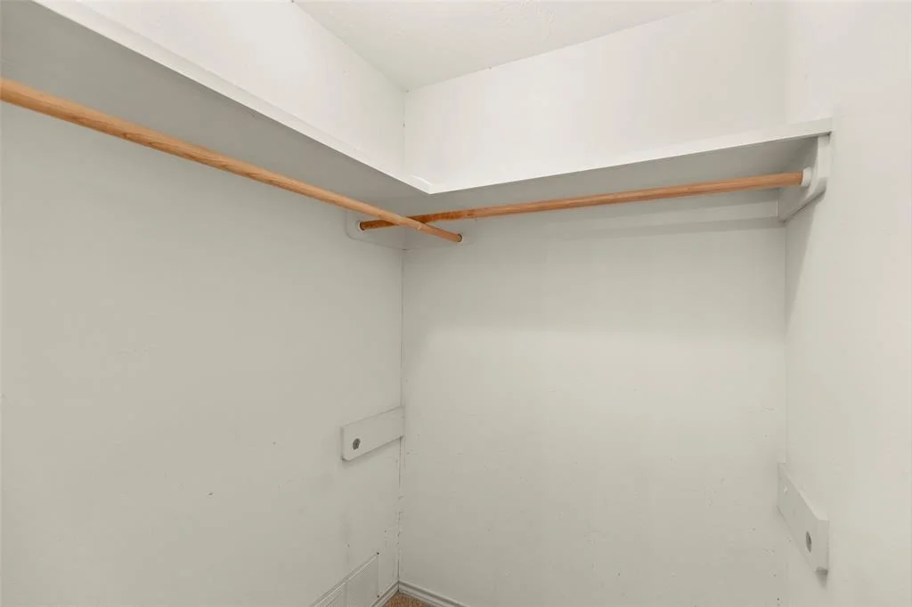 Photo of 2721 Brook Bend Lane