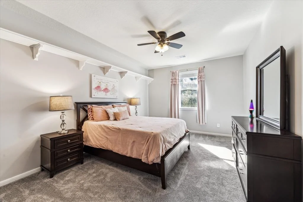 Photo of 54 E Beckonvale Circle