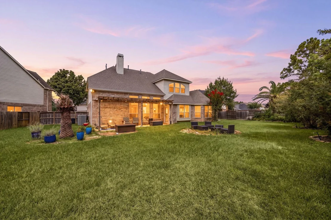 Photo of 10502 Landsdowne Pointe Drive
