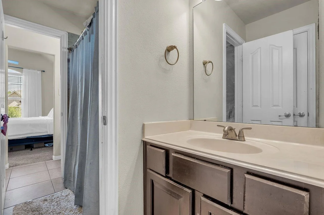 Photo of 13859 Shoreline Drive