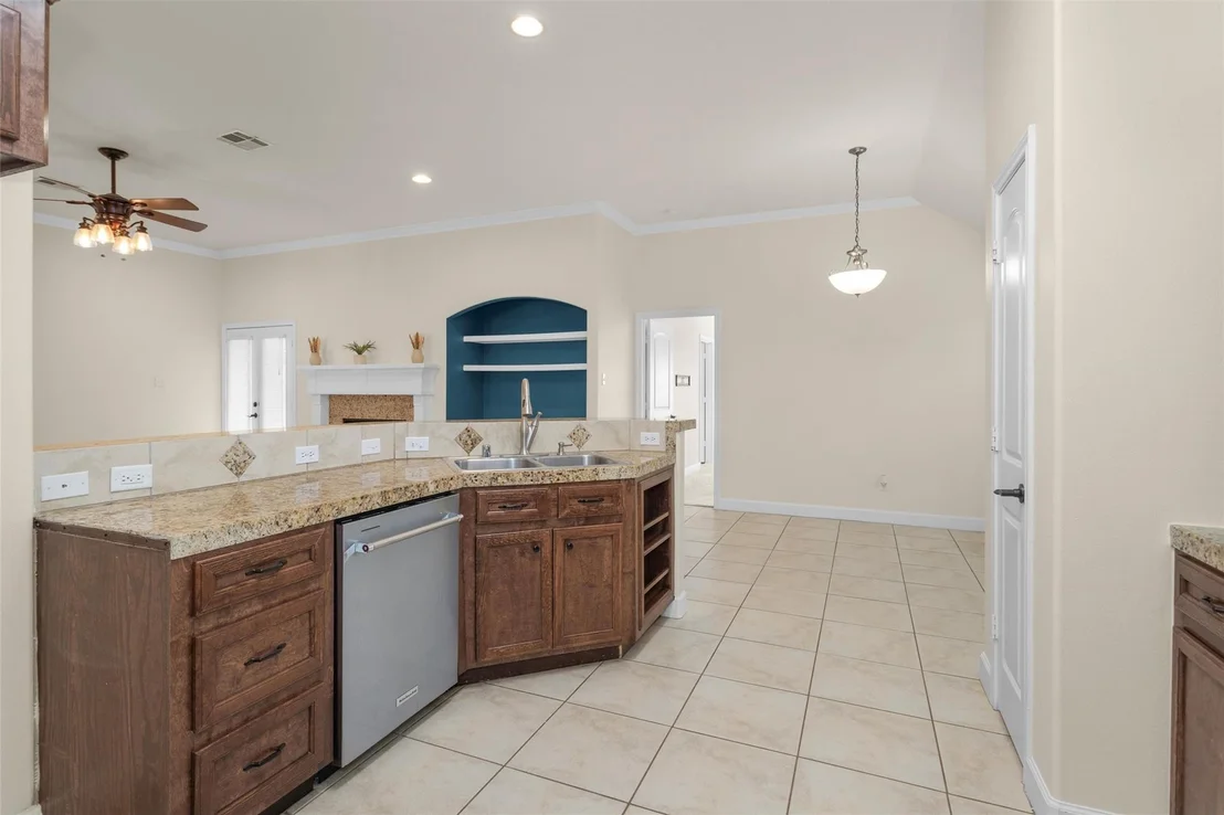 Photo of 5226 Sunshine Point