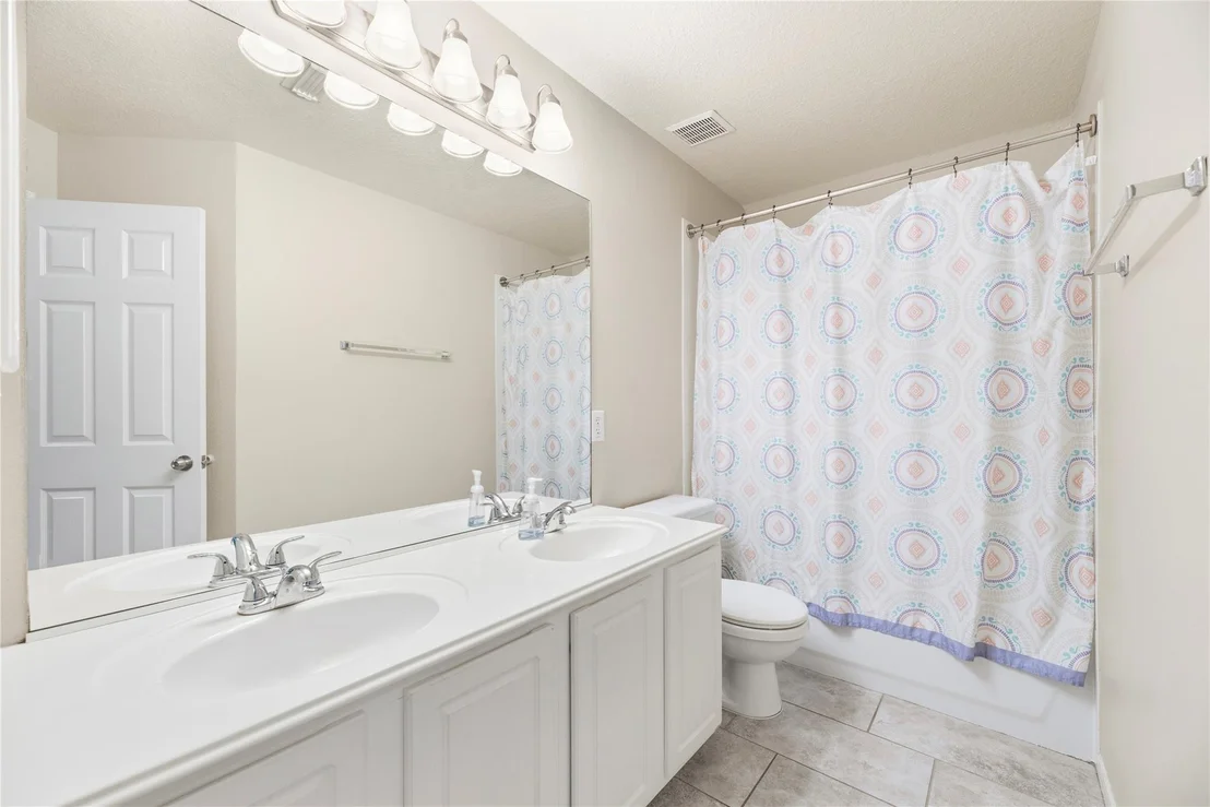 Photo of 1242 Deerbrook Drive