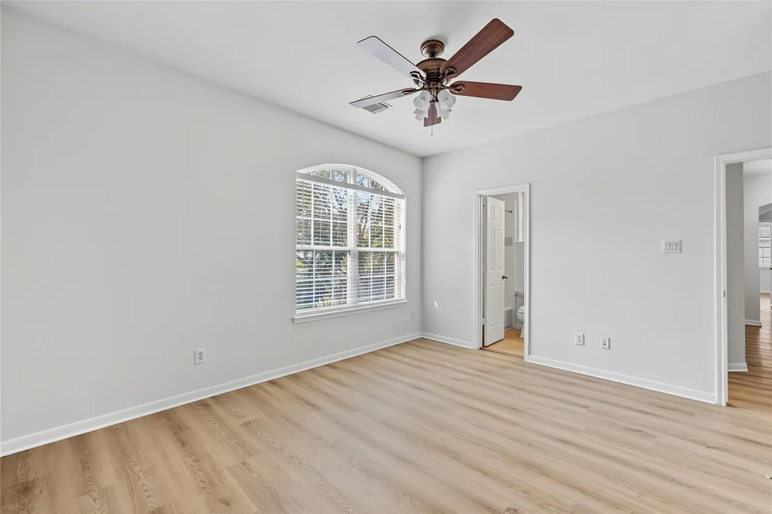 Photo of 8610 Rising Oak Lane