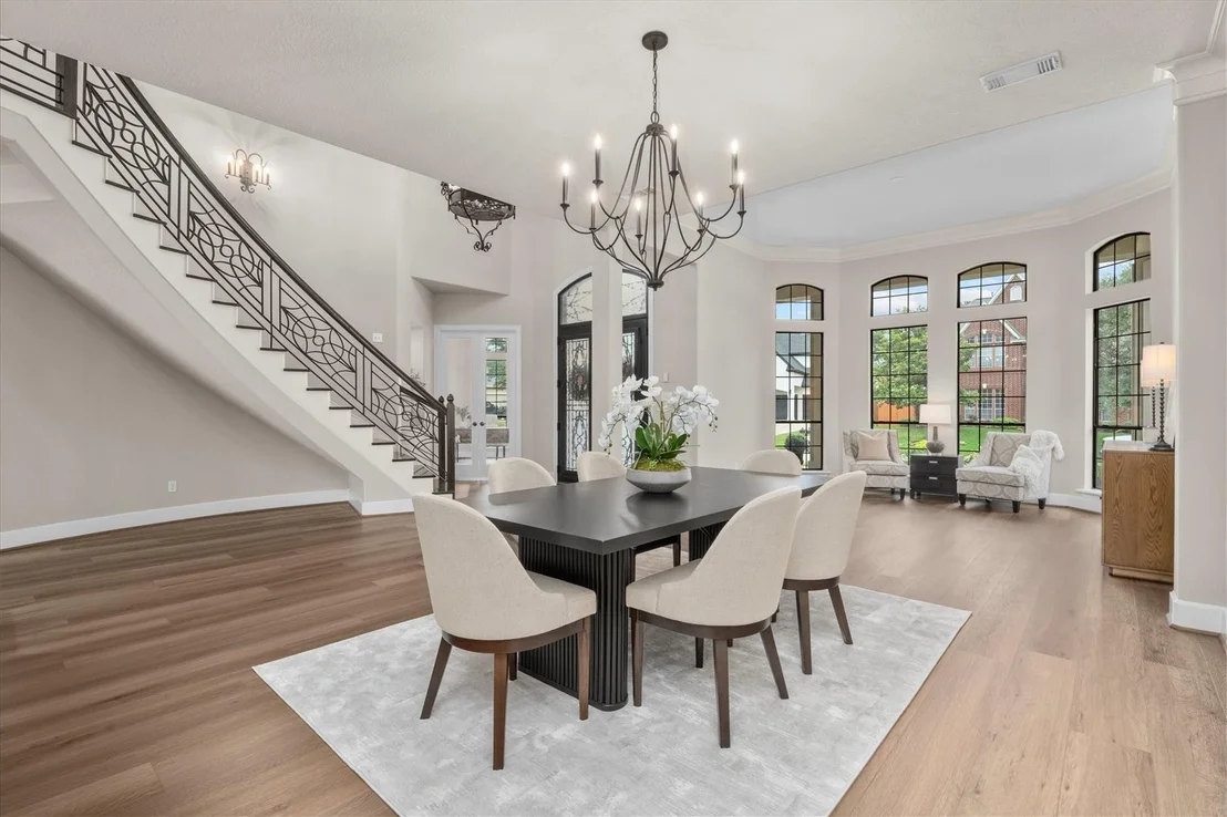 Photo of 15307 Hilltop View Drive
