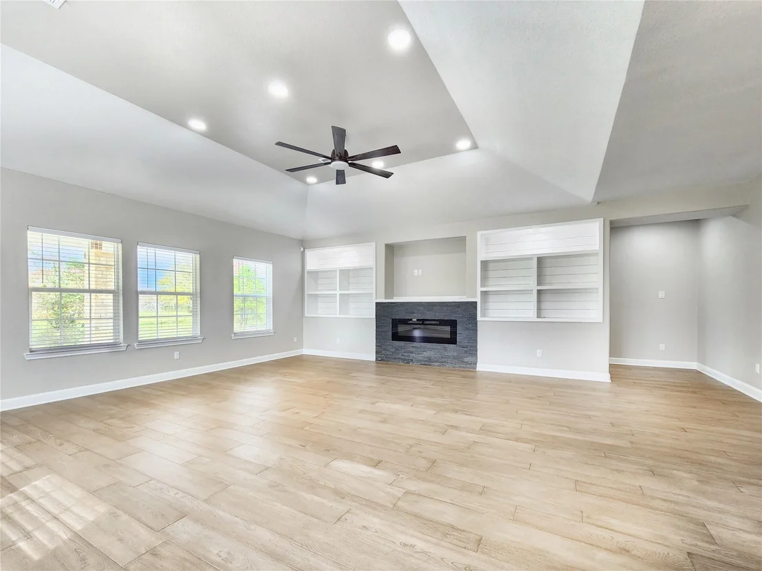 Photo of 345 County Rd 6242