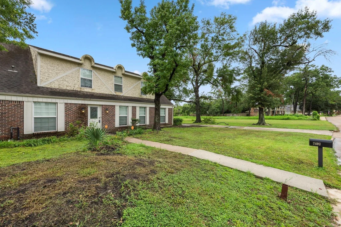 Photo of 7407 Theisswood Road