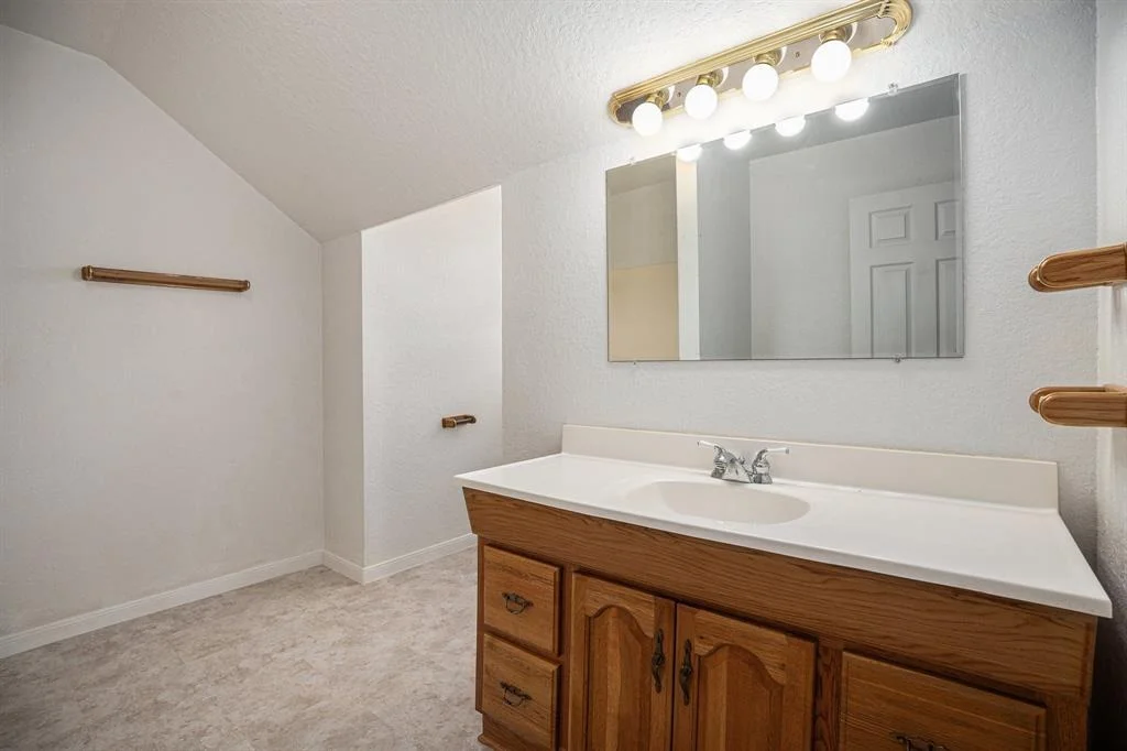 Photo of 16411 Halfmoon W
