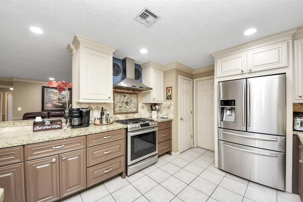 Photo of 2014 Forest Oaks Drive