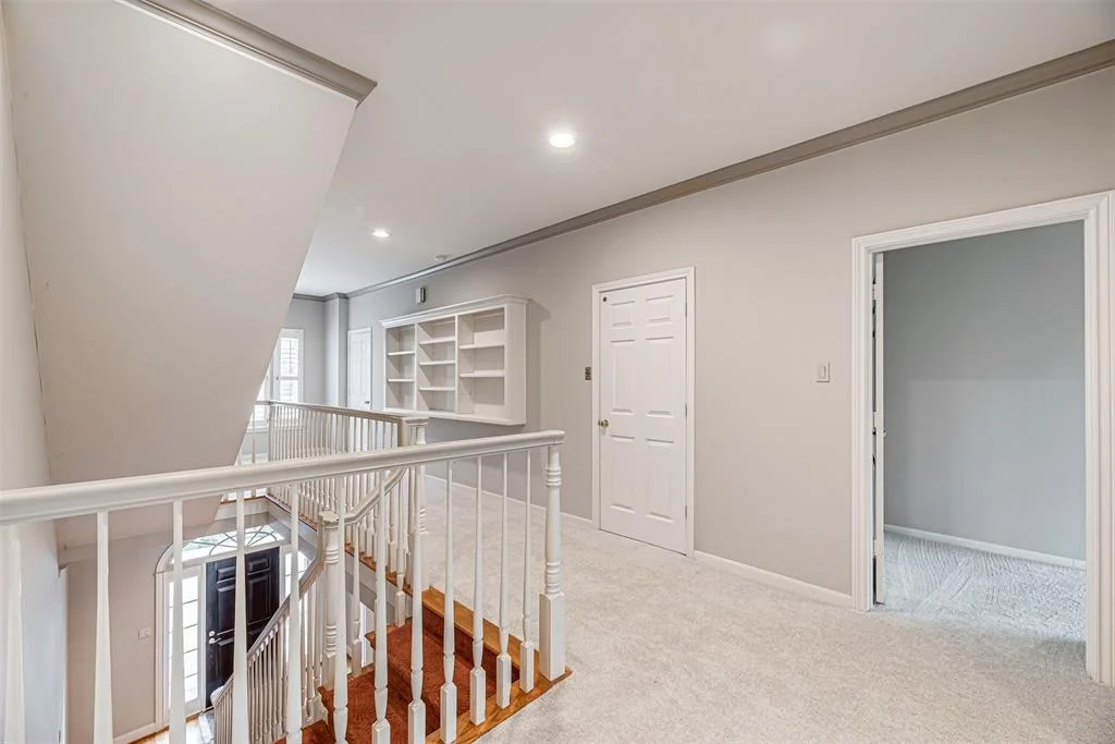 Photo of 27 Hudson Circle