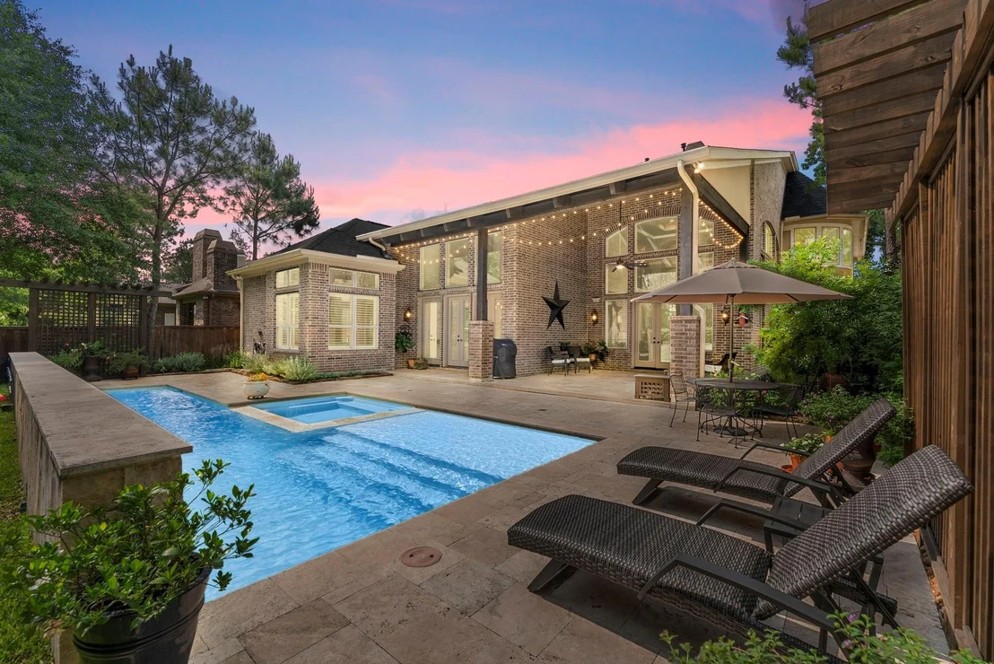 Photo of 141 Evergreen Oak Drive