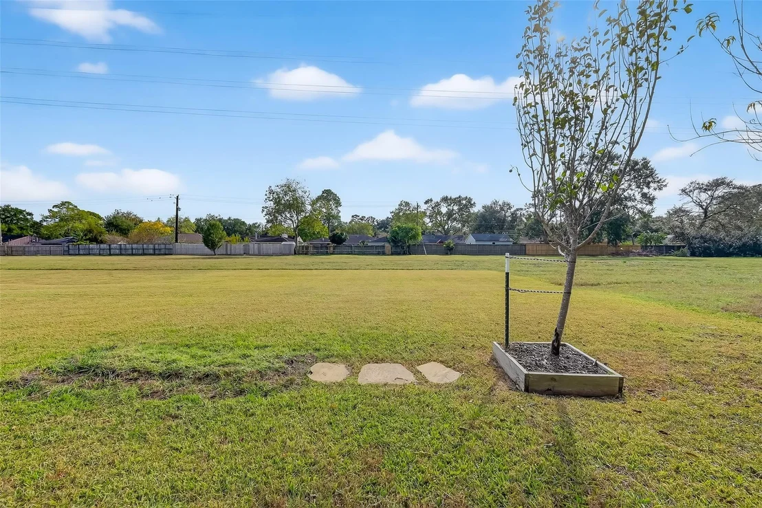 Photo of 10514 Hess Lane