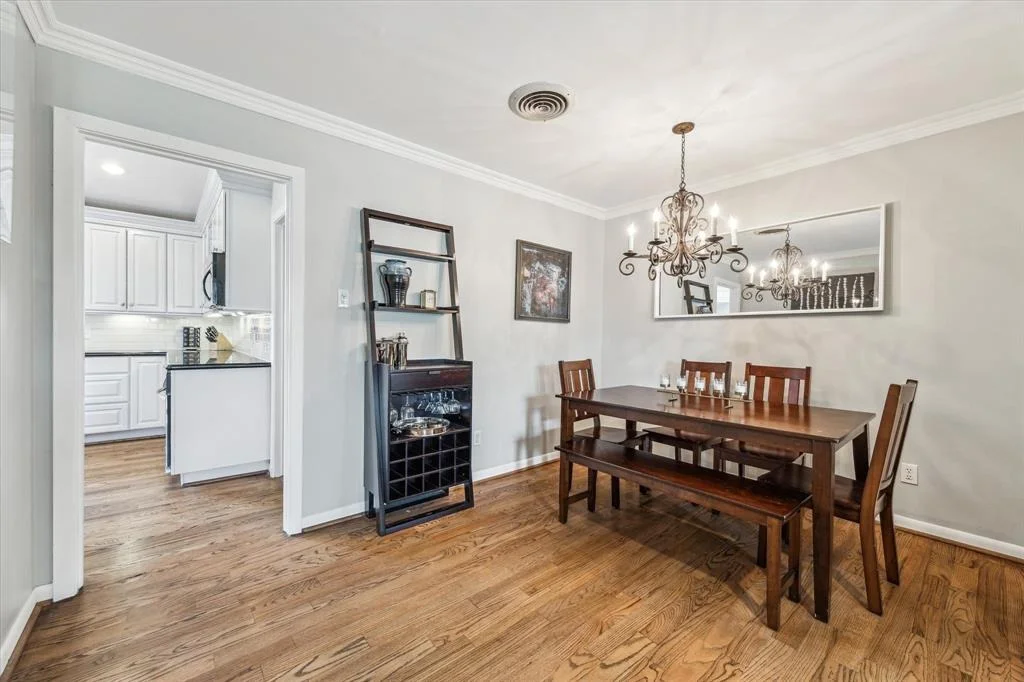 Photo of 2319 Lazybrook Drive