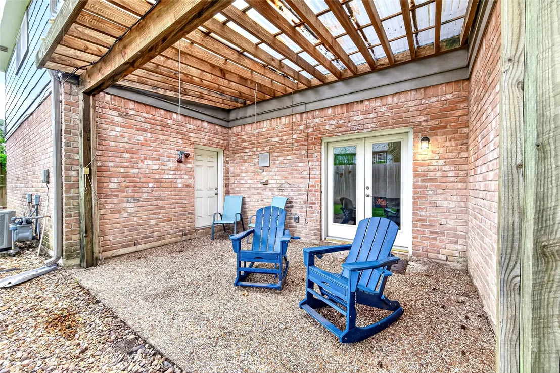 Photo of 1122 Daria Drive