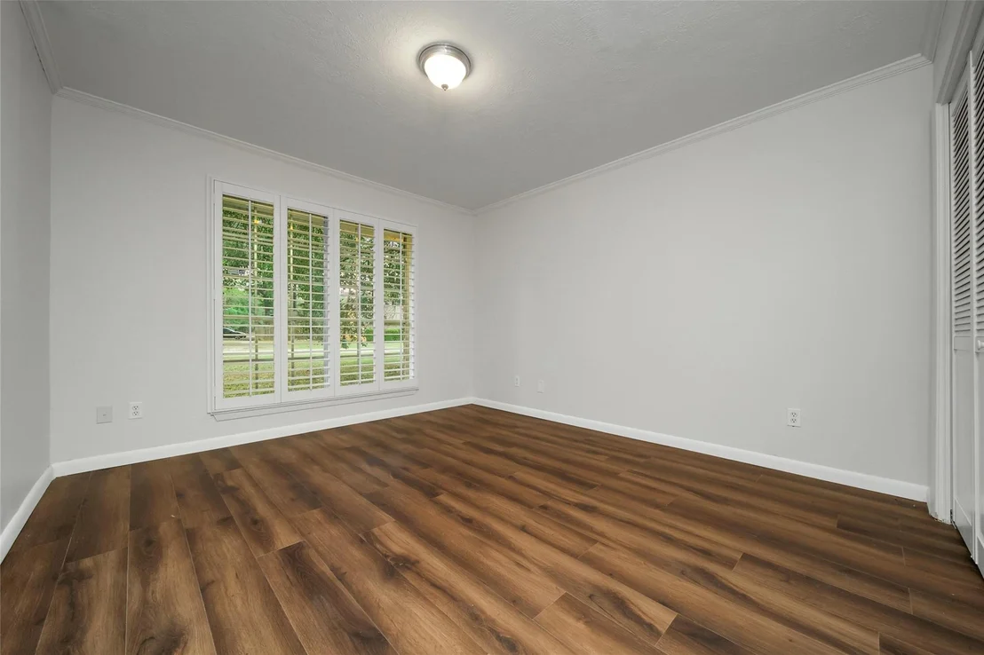 Photo of 347 Maple Lane