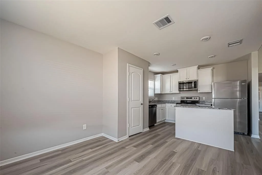 Photo of 25357 Cypress Bend Drive