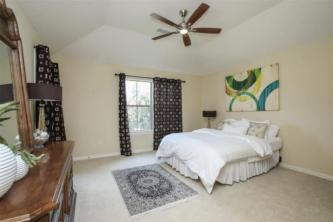 Photo of 15711 Lake Iris Drive