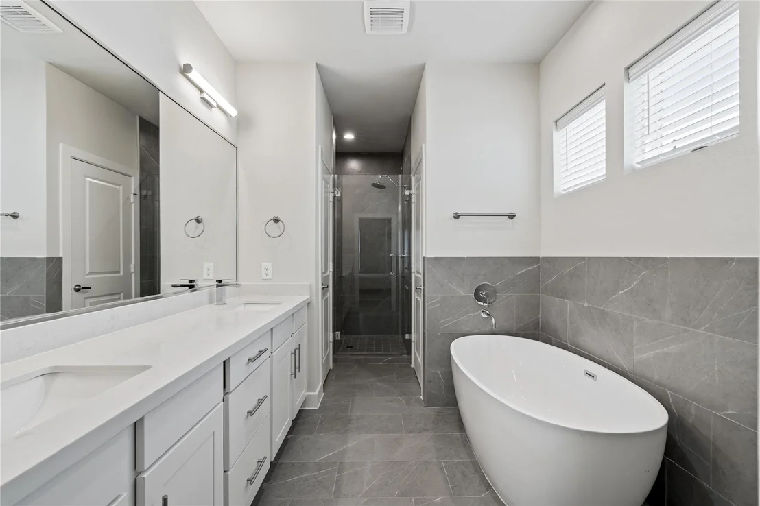 Photo of 3922 Willowbend Point Drive