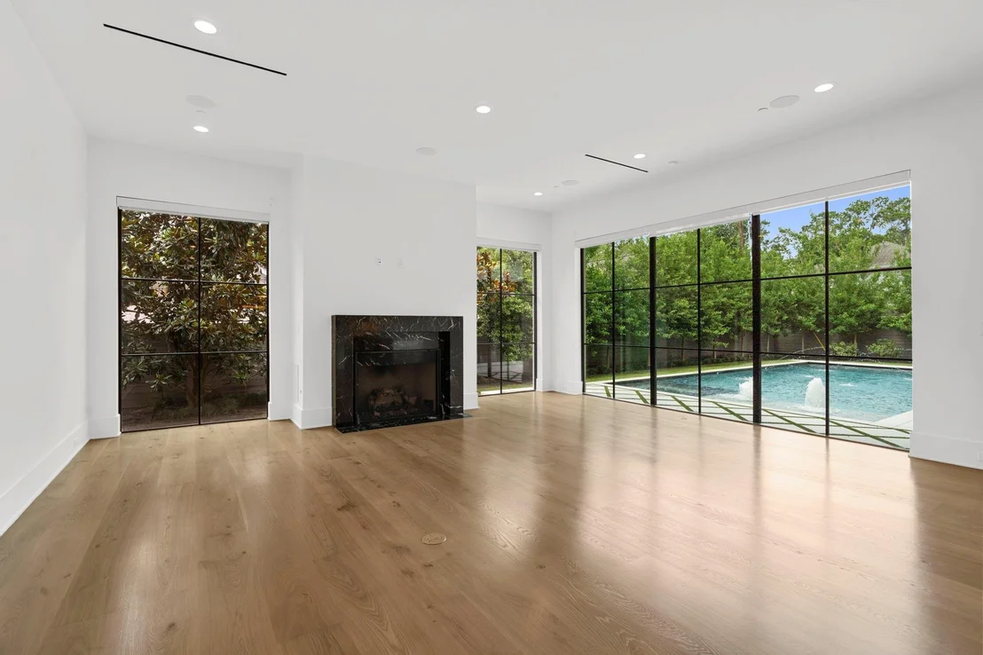 Photo of 337 Folwell Lane