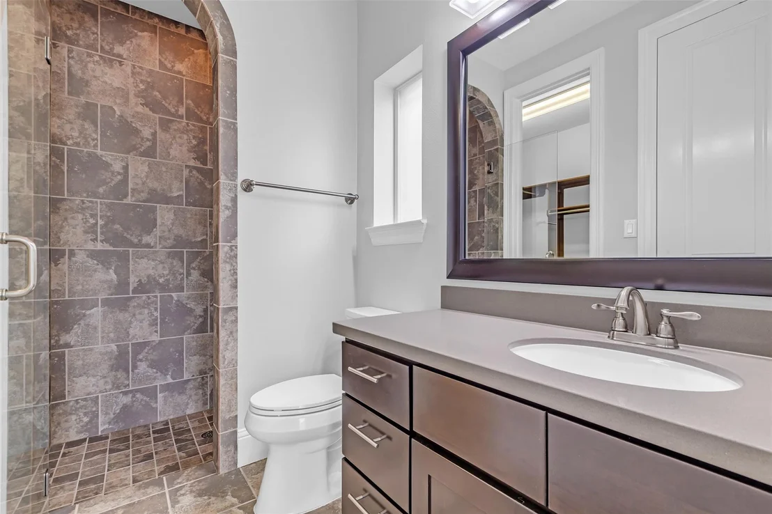 Photo of 98 E Cove View Trail