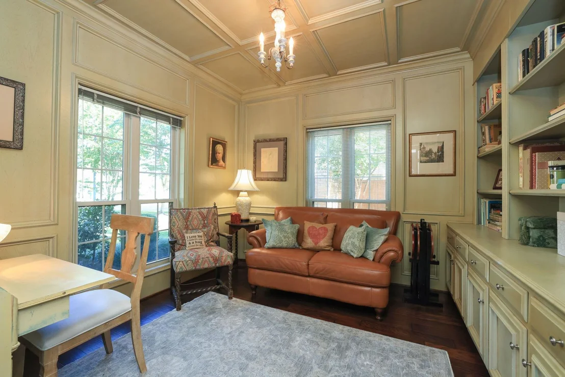 Photo of 8719 Chelmsford Lane