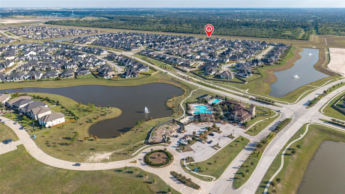 Photo of 13702 Martingale Pointe Drive