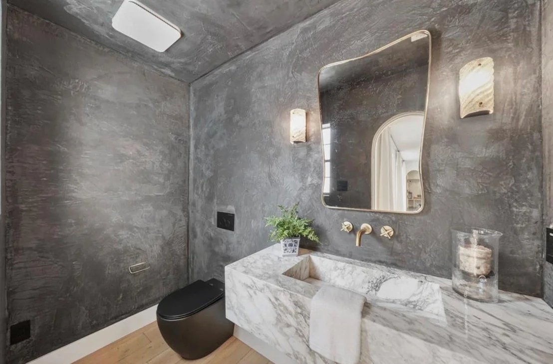 Photo of 819 Silvergate Drive