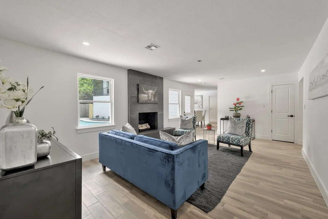 Photo of 3807 Midforest Drive