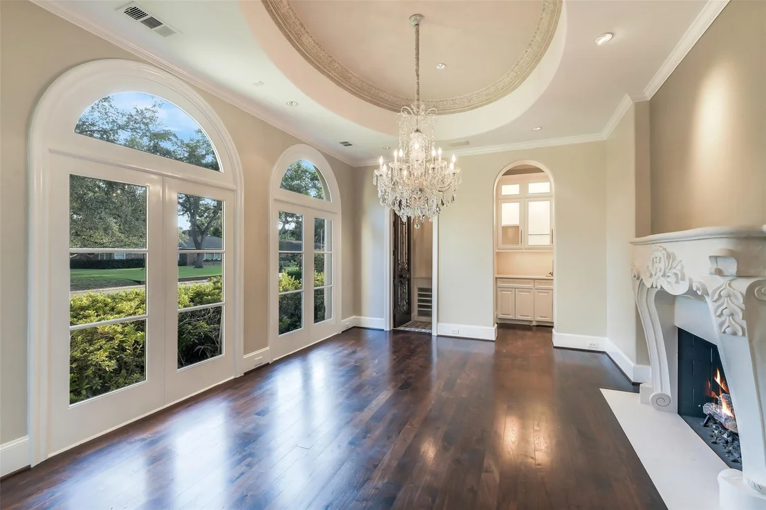 Photo of 5626 Terwilliger Way
